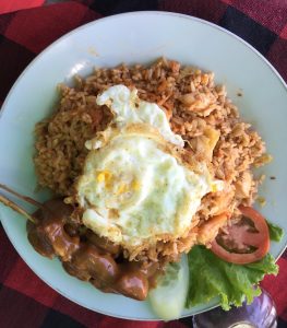 This is the chicken version of nasi goreng with delicious chicken satay. Had this at one of the rooftop restaurants in Tanah Lot.