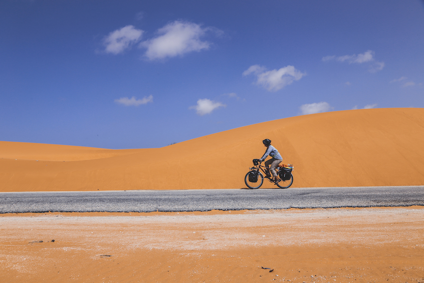 Sahara desert | How to tour the world by bike
